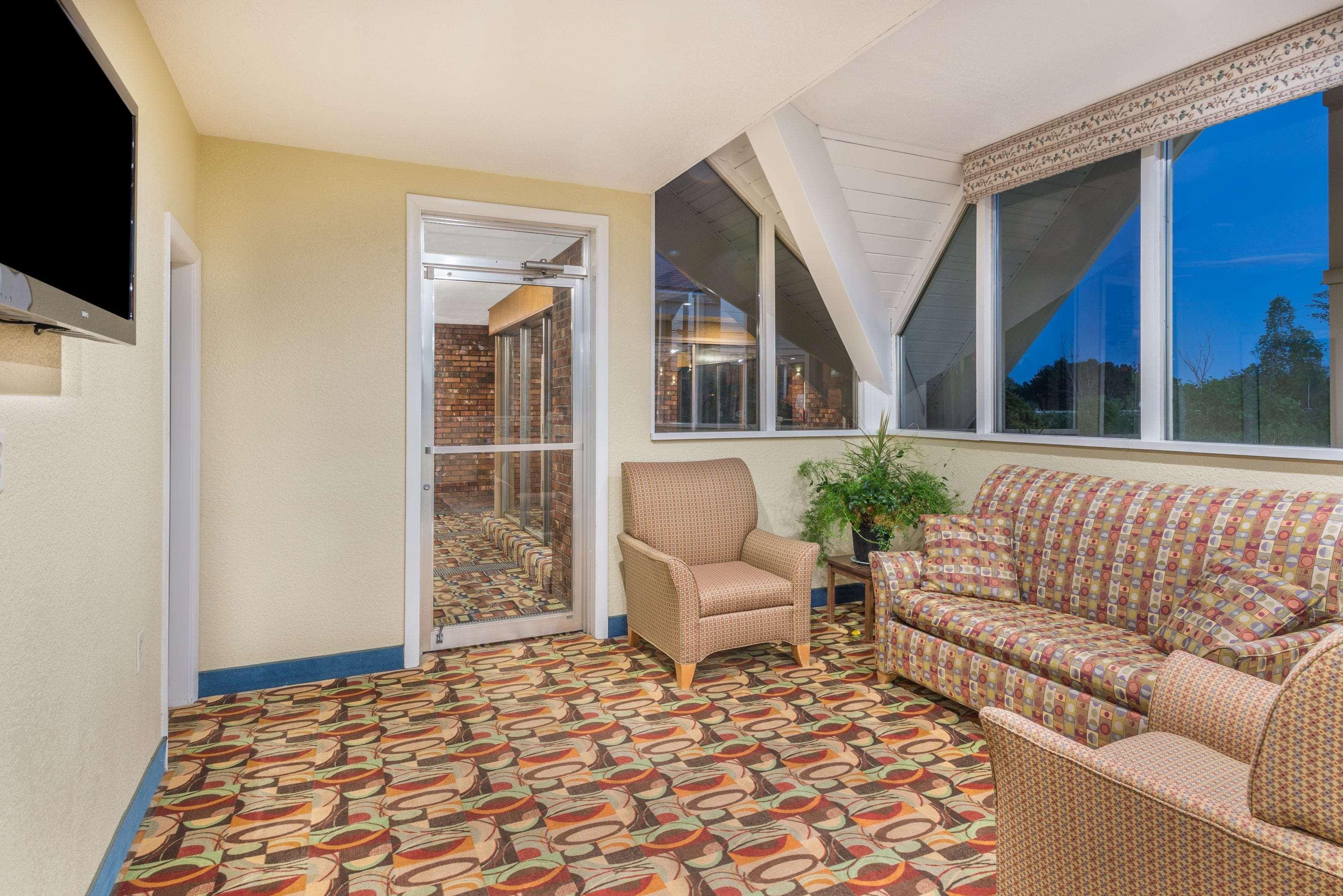 Howard Johnson By Wyndham Bangor Exterior foto