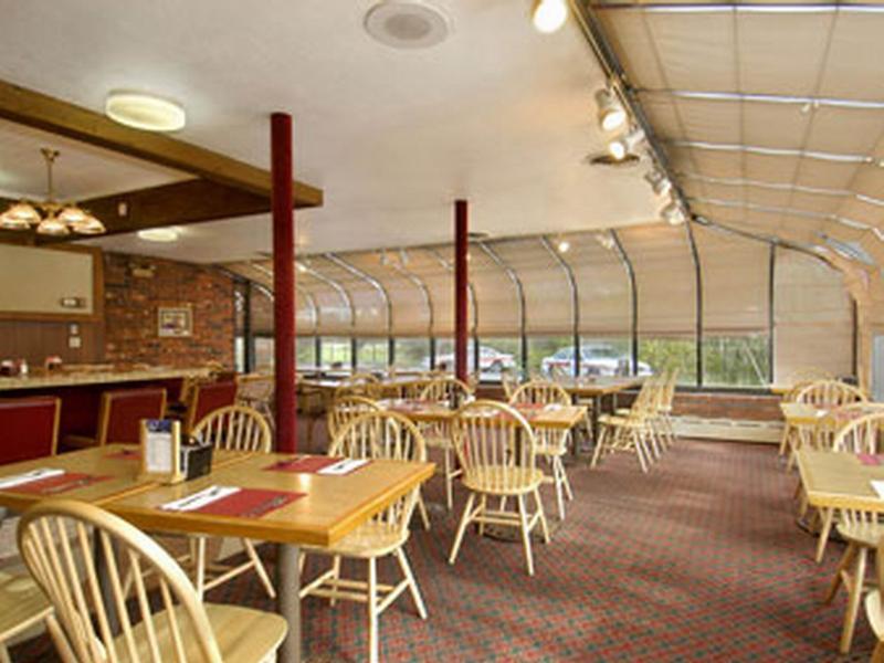 Howard Johnson By Wyndham Bangor Restaurante foto